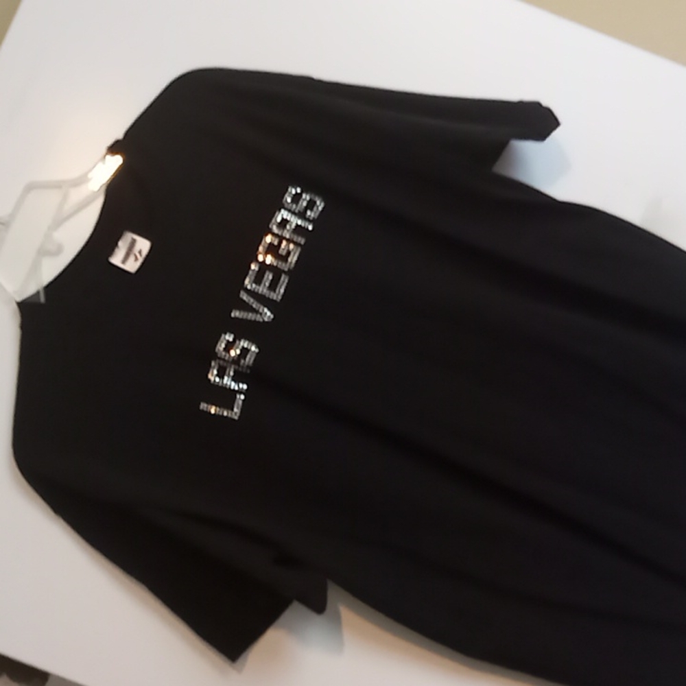 Shirt - Picture 2 of 3